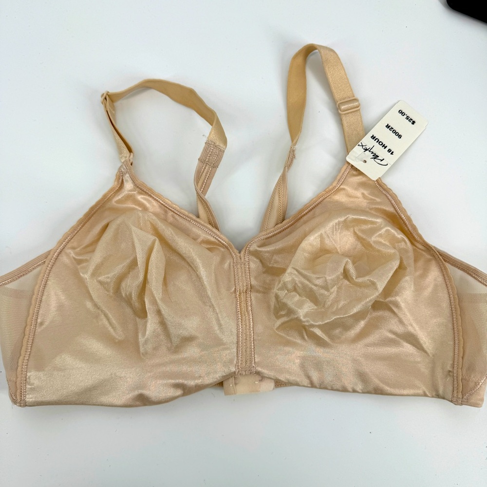 Vintage NWT playtex 18 hour bra pinup 38C